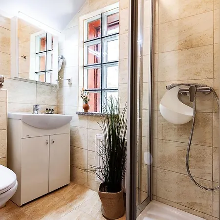 Przy Plazy -pelikan *